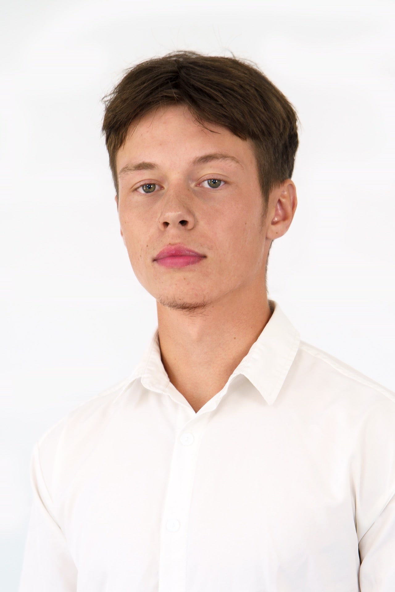 Лозовой Павел Андреевич - Младший консультант